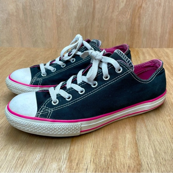 Converse All Star Low Tops Black Pink Sneakers Size 5 Junior - Picture 1 of 13